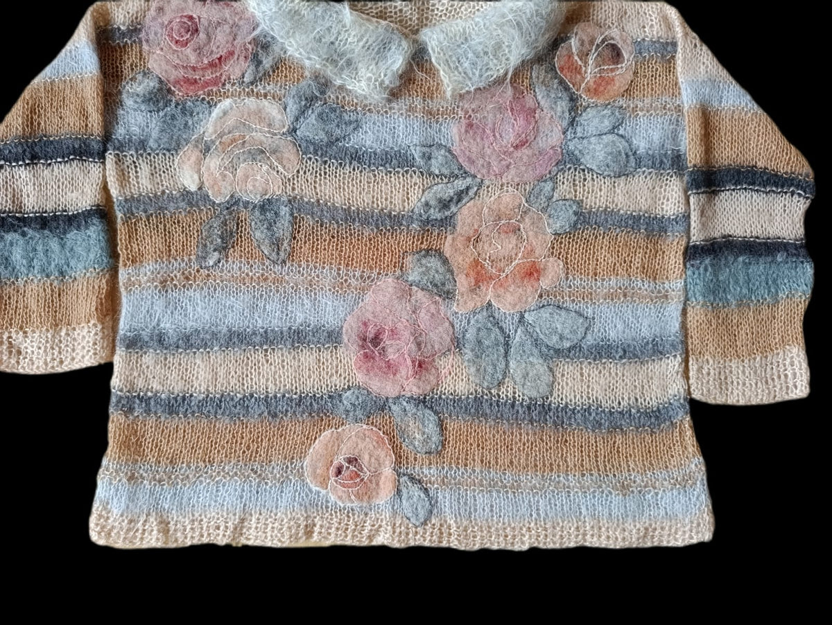 Sweter z kolnierzem
